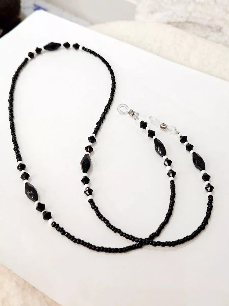 《墨點小夜曲》黑色極簡眼鏡鍊