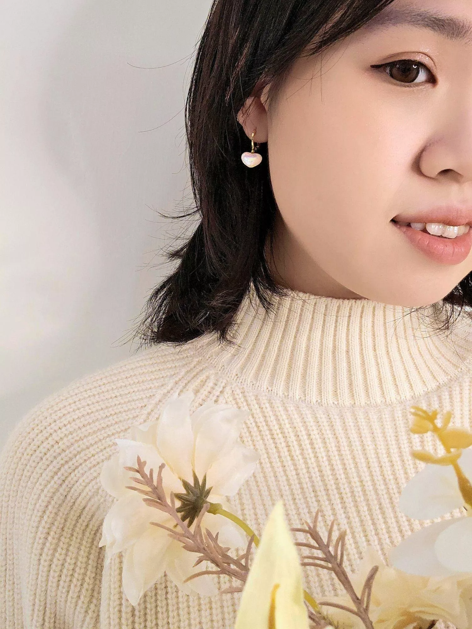 暖陽淡金心形耳扣｜輕熟女知性氣息首選