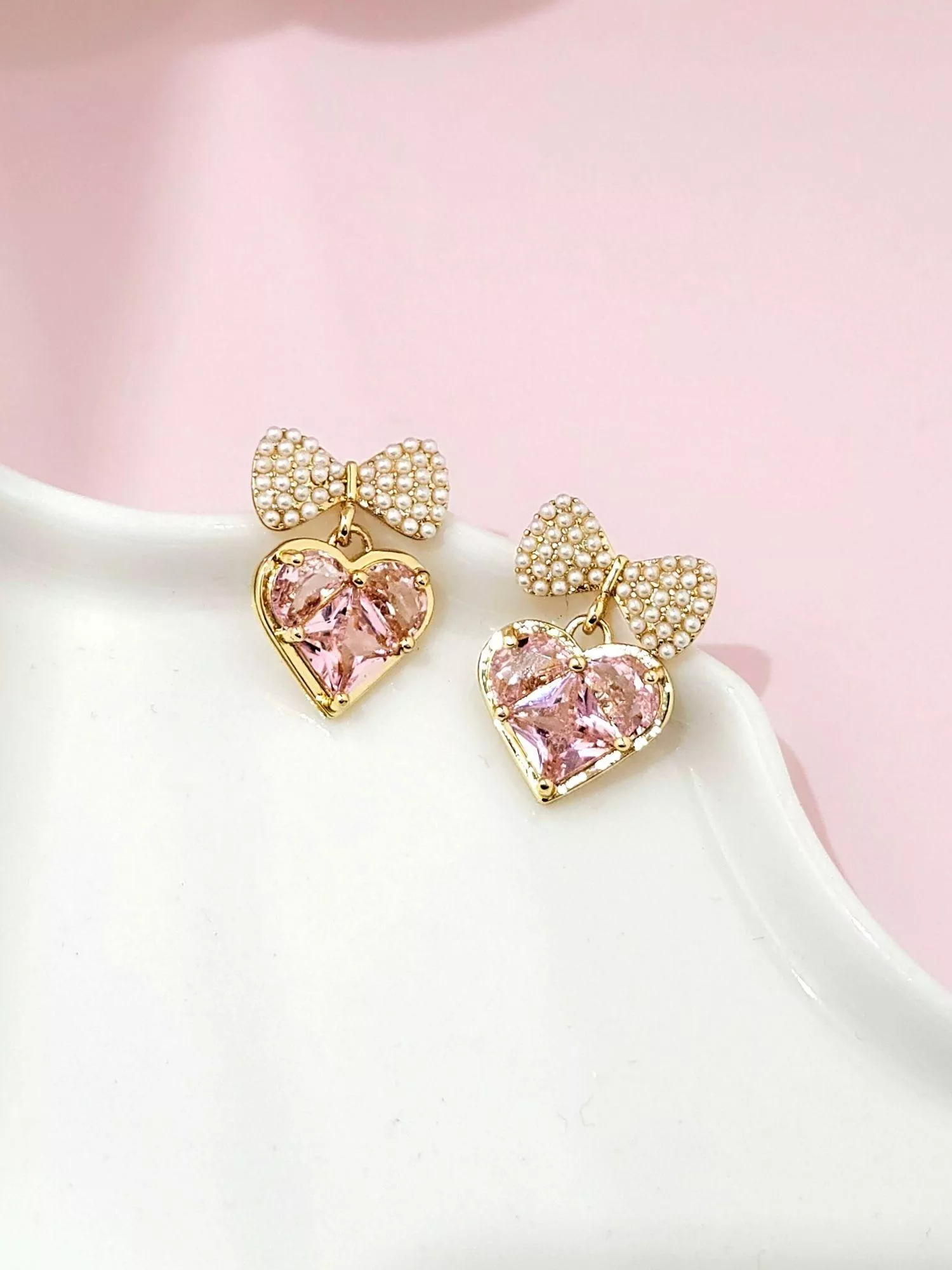 浪漫粉鑽愛心蝴蝶結耳環｜約會必勝閃耀首選