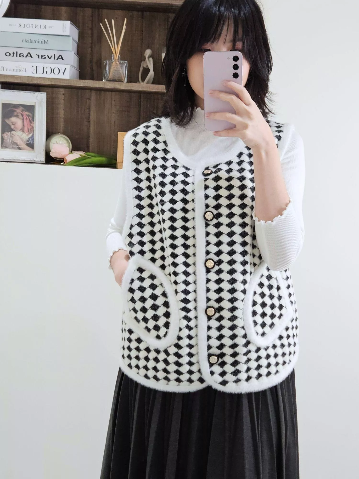 復古菱格紋滾邊毛絨背心｜層次感針織背心