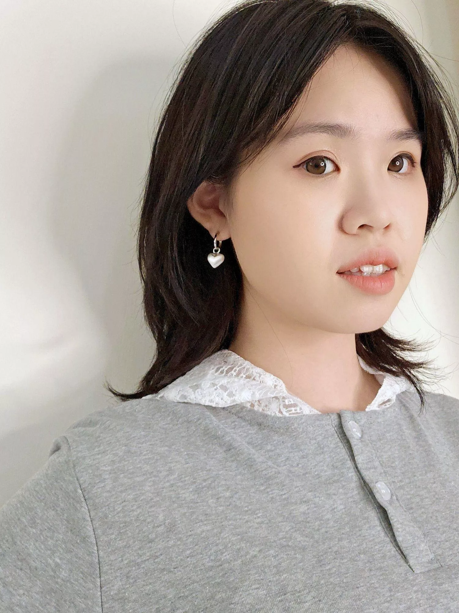 純粹愛心圓潤耳扣｜全銀感極簡百搭單品