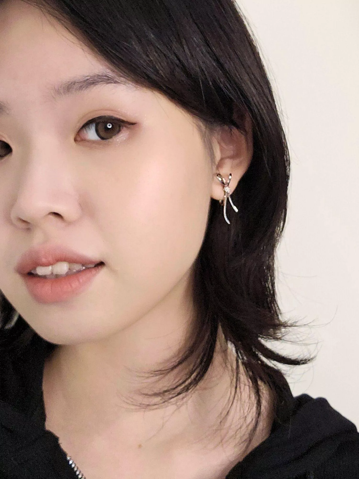 流線長款蝴蝶結耳夾｜修飾臉型法式仙氣氣息