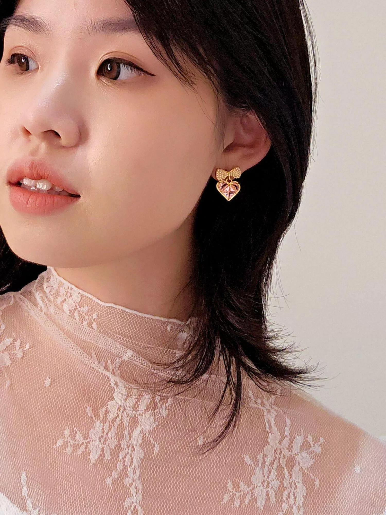 浪漫粉鑽愛心蝴蝶結耳環｜約會必勝閃耀首選