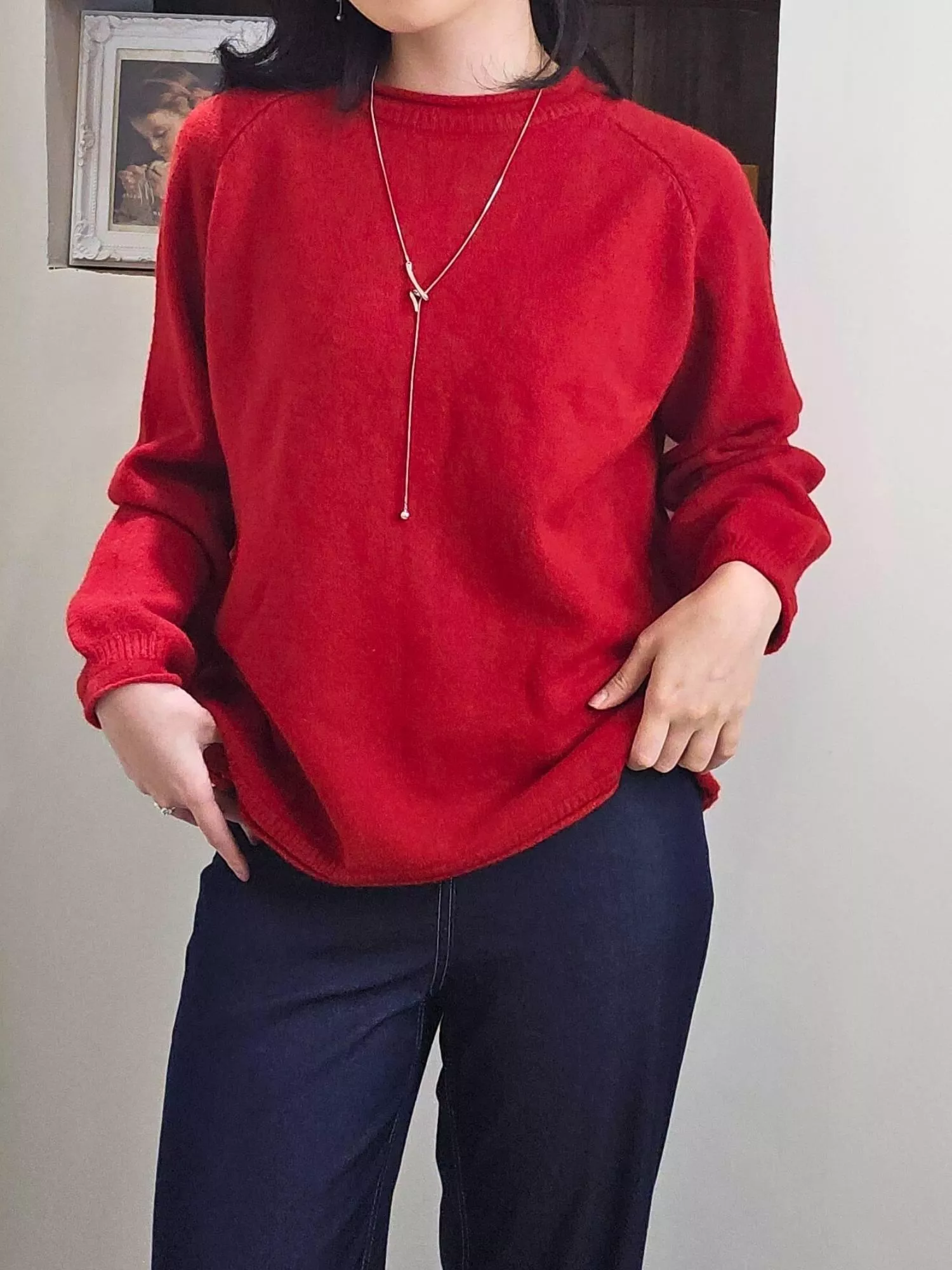 閒逸落肩圓領針織上衣｜過年紅上衣・法式慵懶日常