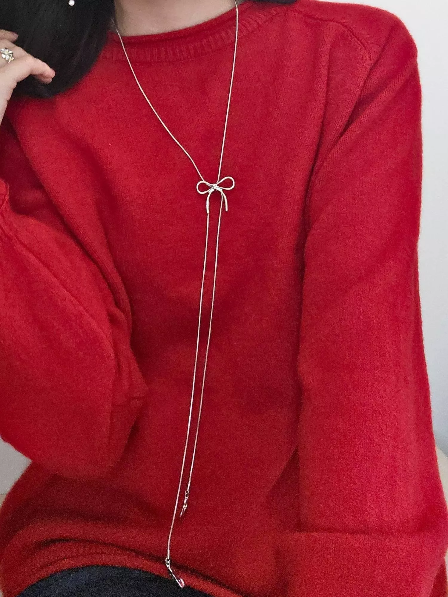 芭蕾舞鞋蝴蝶結絲帶長鍊｜浪漫金屬線條・靈動修飾比例