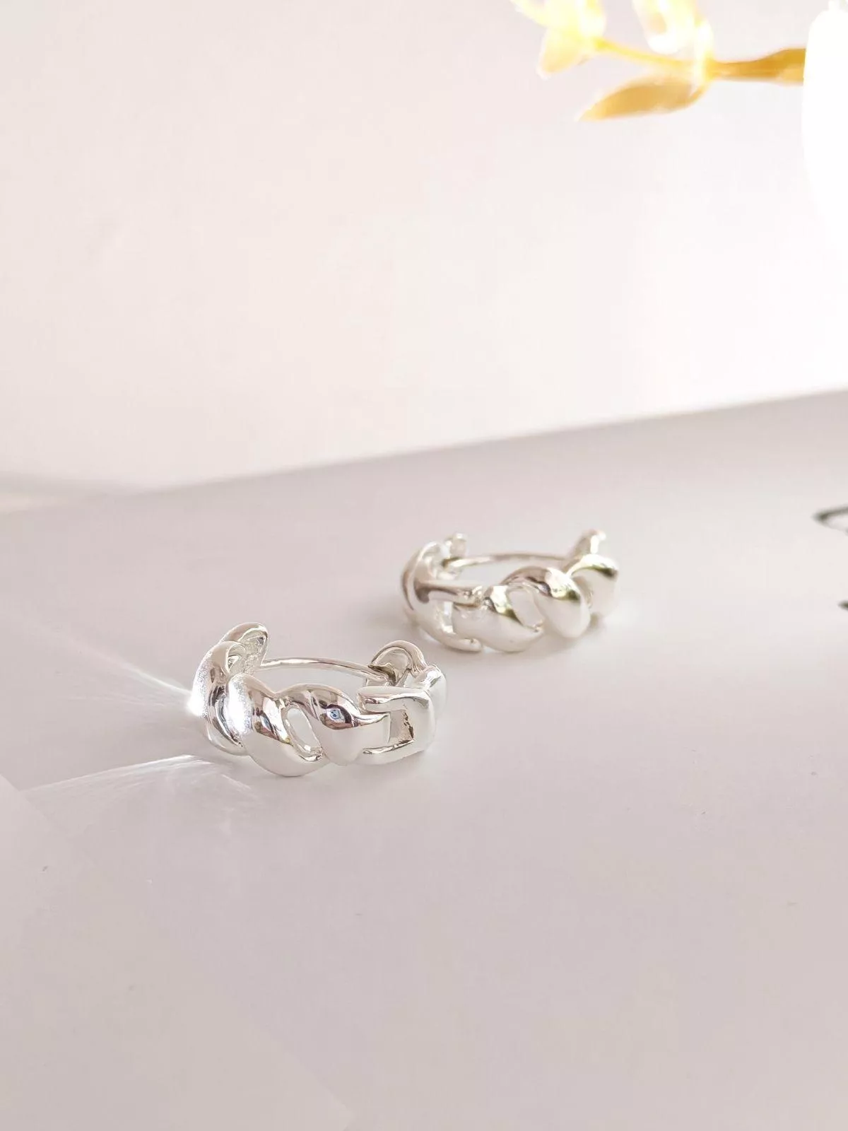 《雋永漣漪》法式鏤空耳扣耳環｜回憶法式的溫柔迴響