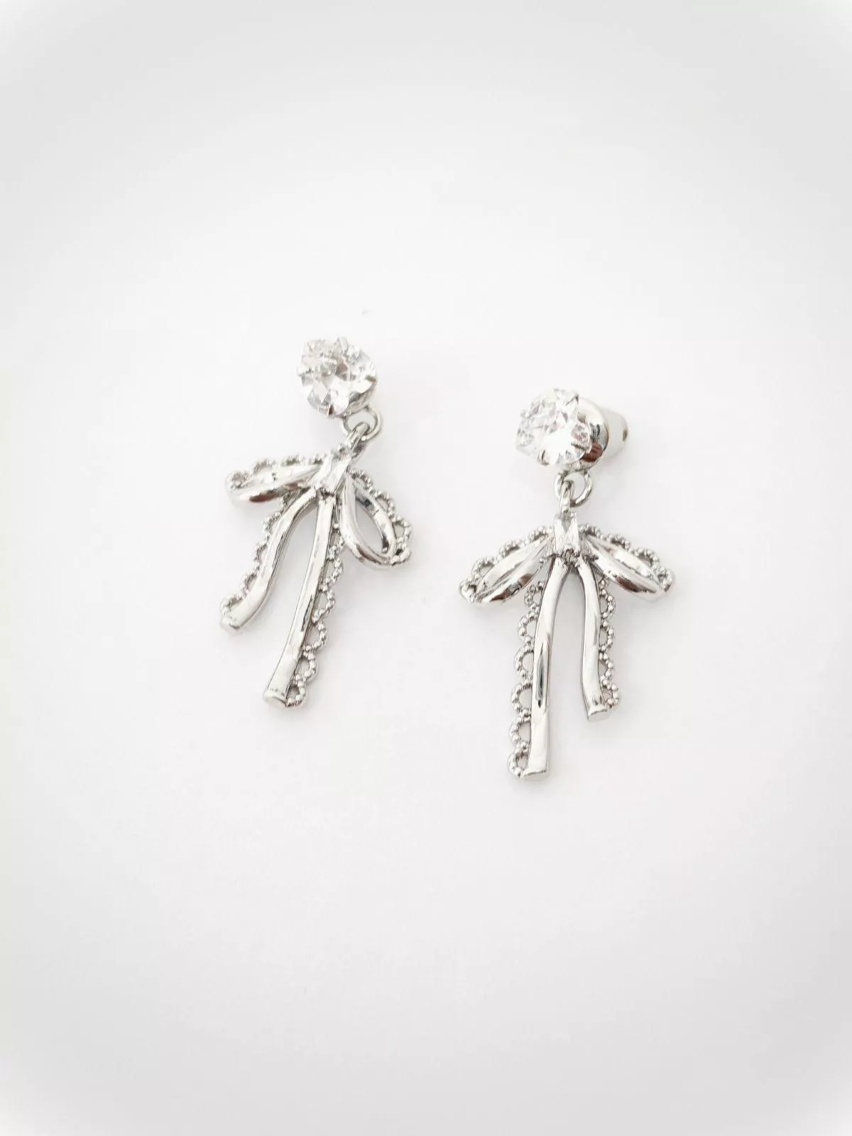 蝴蝶結耳環 (3).jpg