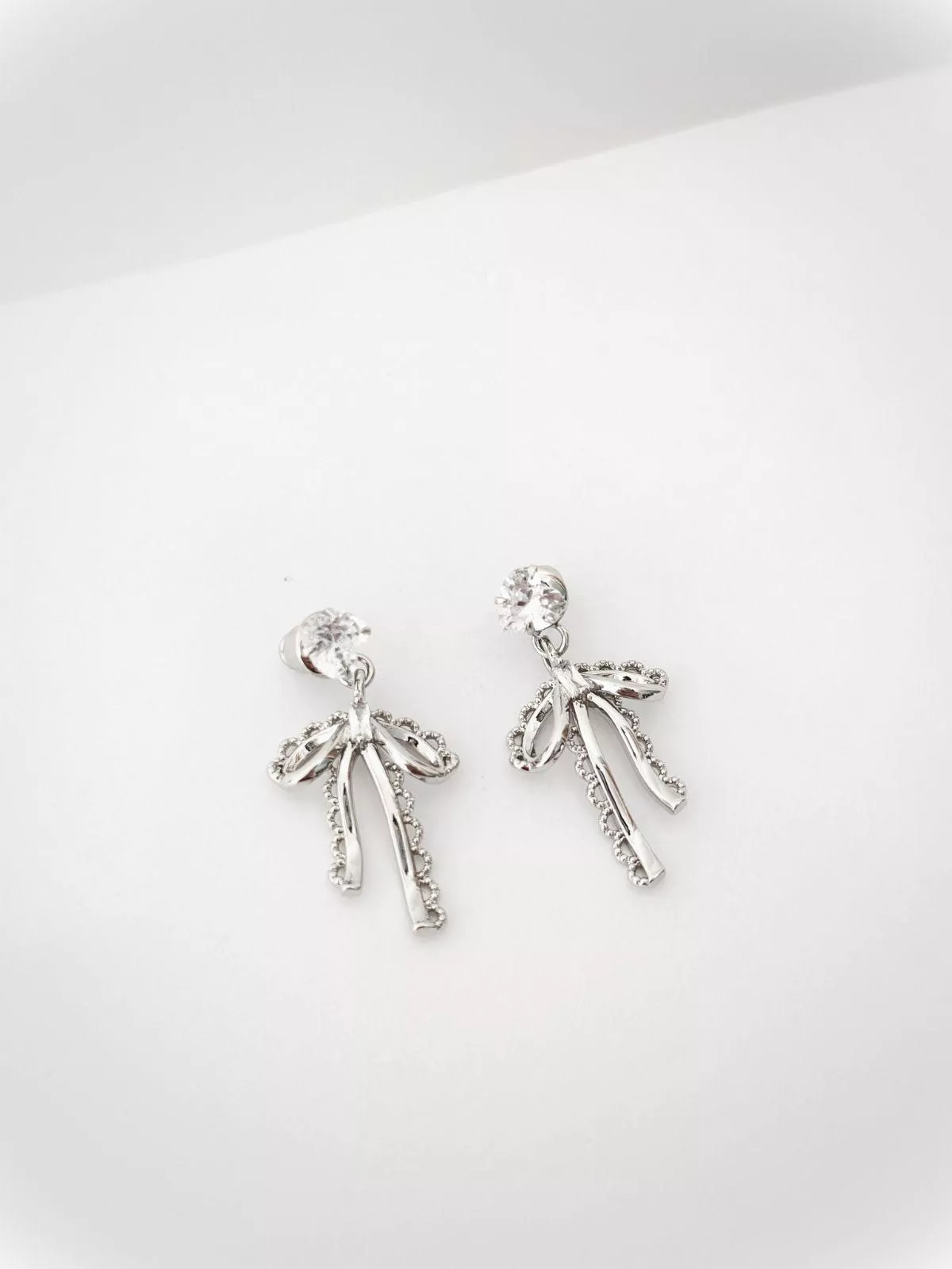 蝴蝶結耳環 (4).jpg