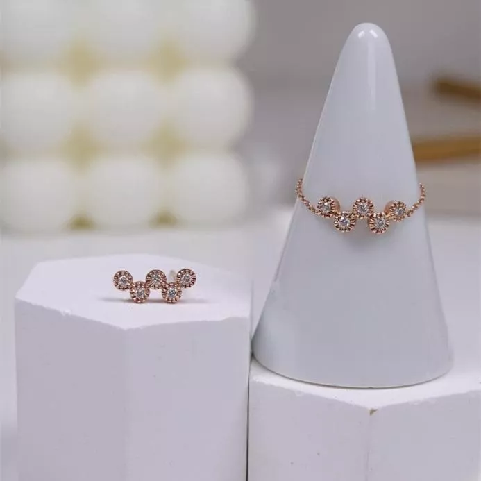 品牌獨家設計 W鍊戒