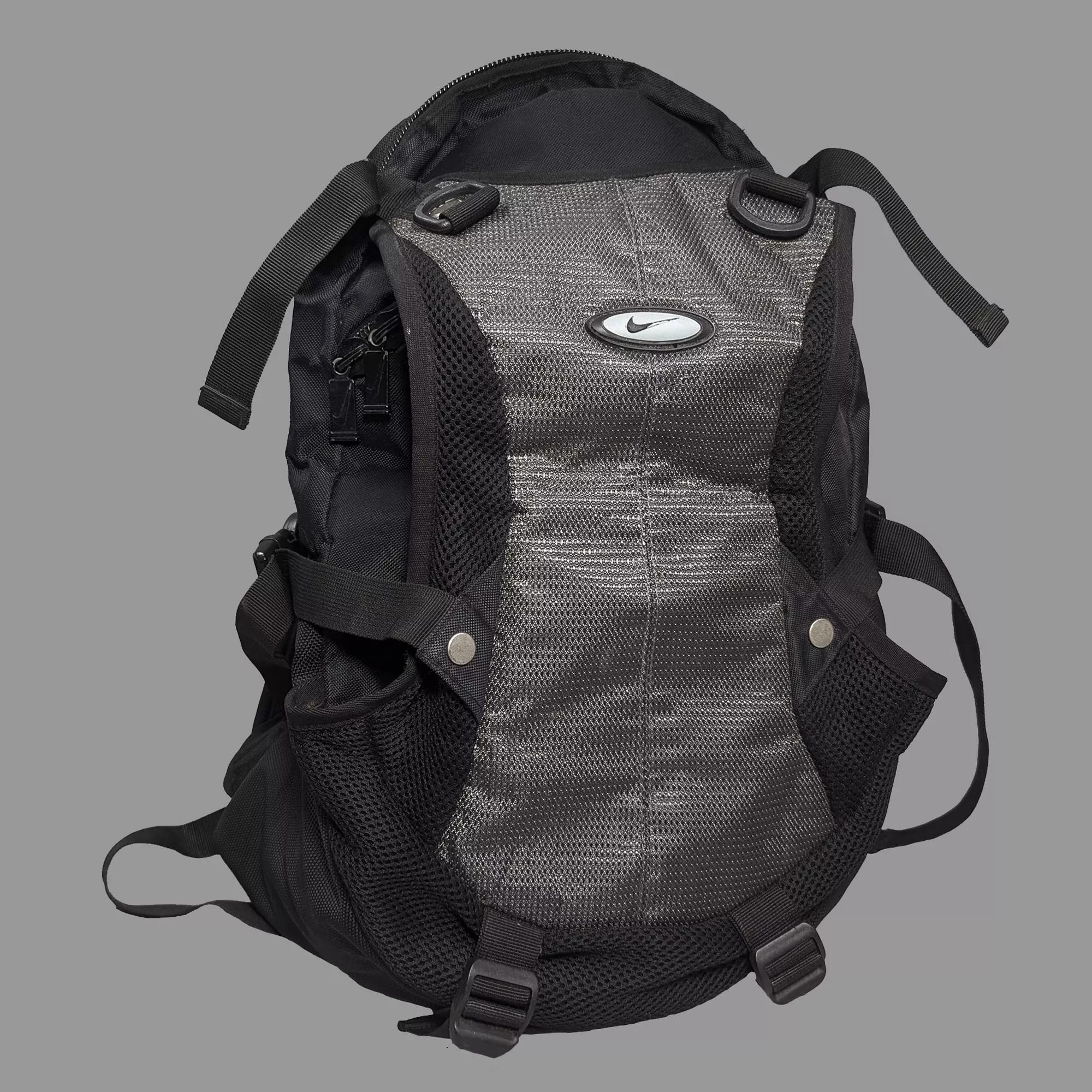 Vintage NIKE 00'sY2K Black and Grey Backpack黑灰背包