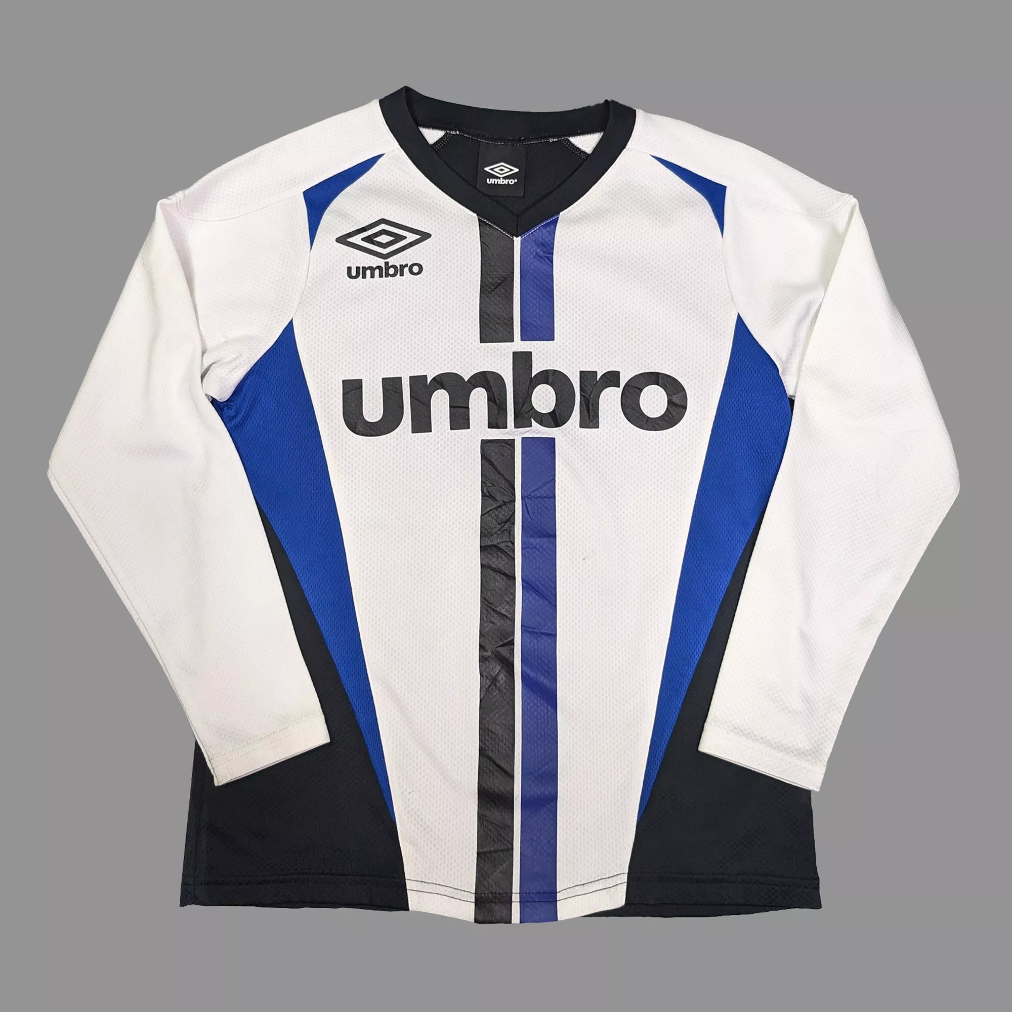 Umbro Long Sleeves Shirt 兒童尺寸足球長袖上衣