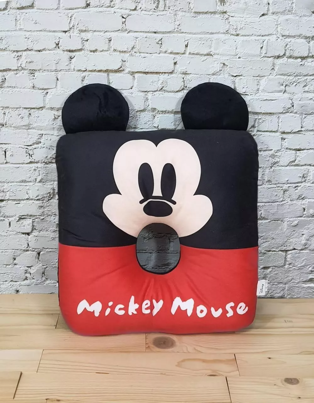 ၄၃┋TW/ing#迪士尼#米奇#紅黑色：抱靠枕擺飾品(約35x35cm)。