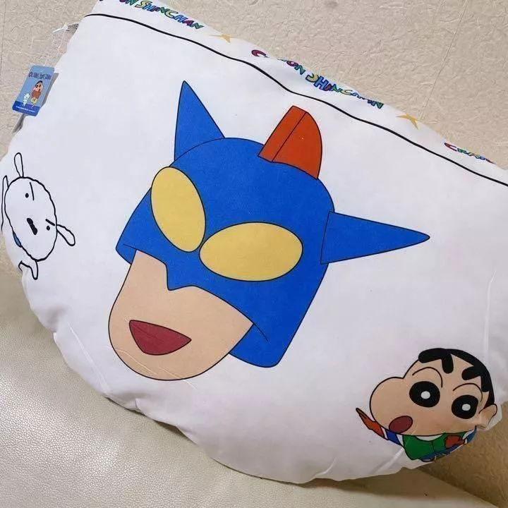၄၃┋JP/ing#蠟筆小新#動感超人#內褲風：抱靠枕擺飾品(約56x36cm)。