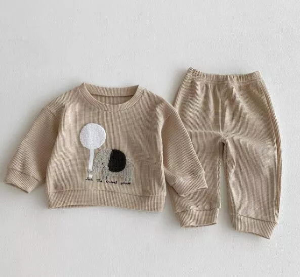 ၄၃┋JP#大象#兒童/小北鼻#長袖款#咖米色：衣褲套裝組(73/80/90/100/110)。