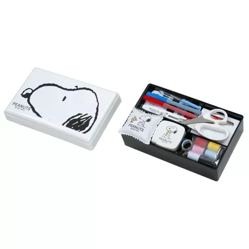 ၄၃┋JP#史努比#大頭照#黑白色：針線縫紉組(包裝約12.4x24.2x6cm)。