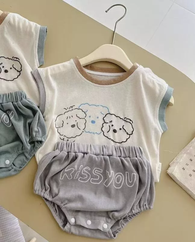 ☻｜JP#三朵狗/KISSYOU#兒童/小北鼻#男孩/女孩#短袖款#復古風#灰：衣褲套裝組(73/80/90/100)。