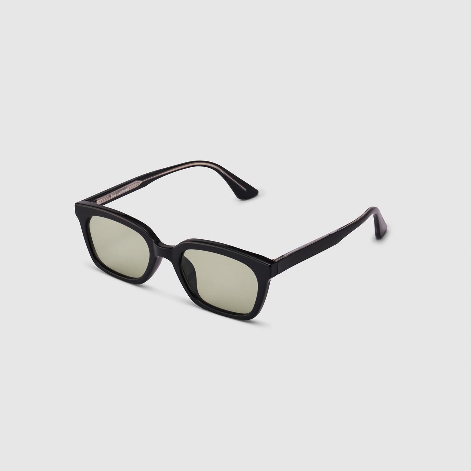 CALLA-S black-green tint