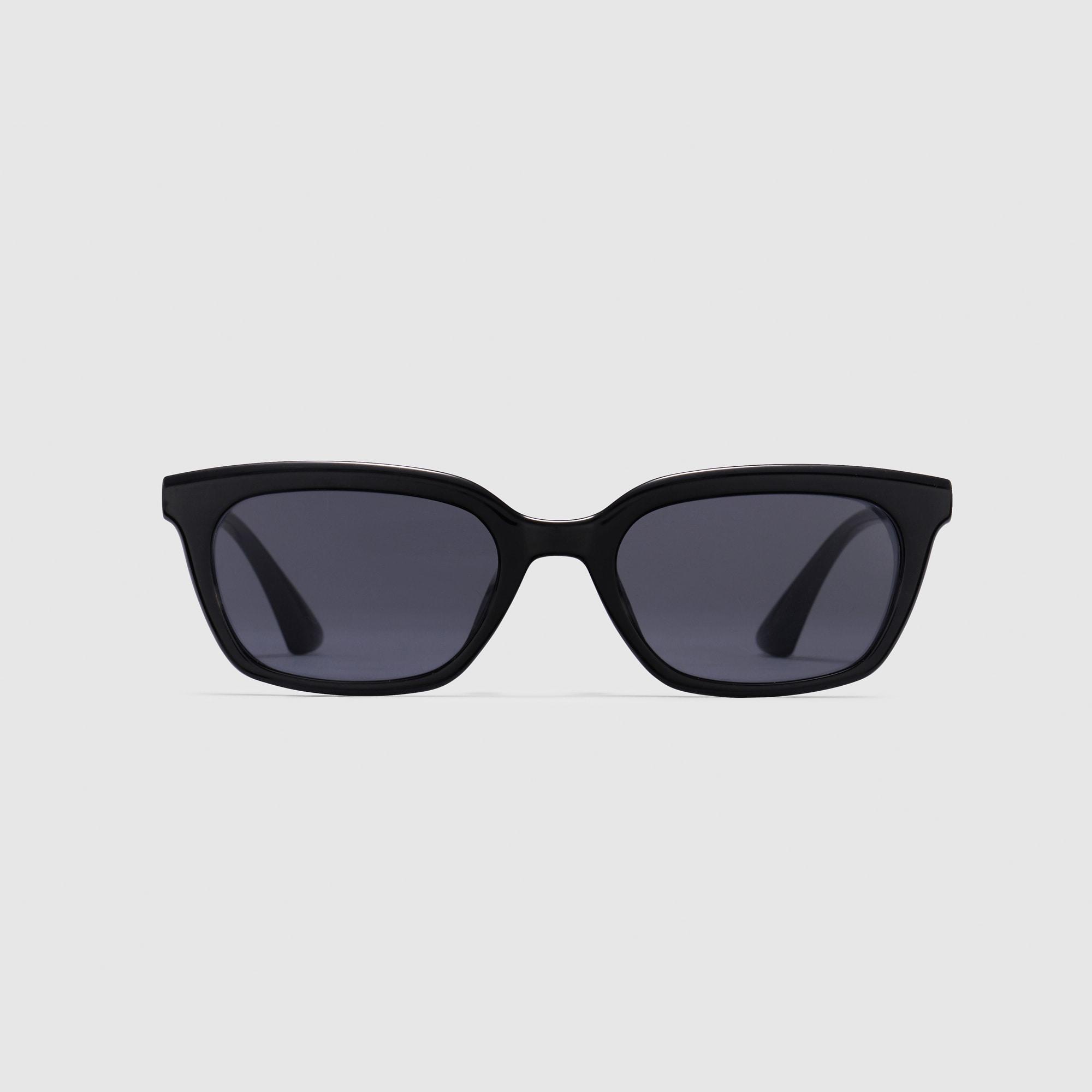 CAPELLA black