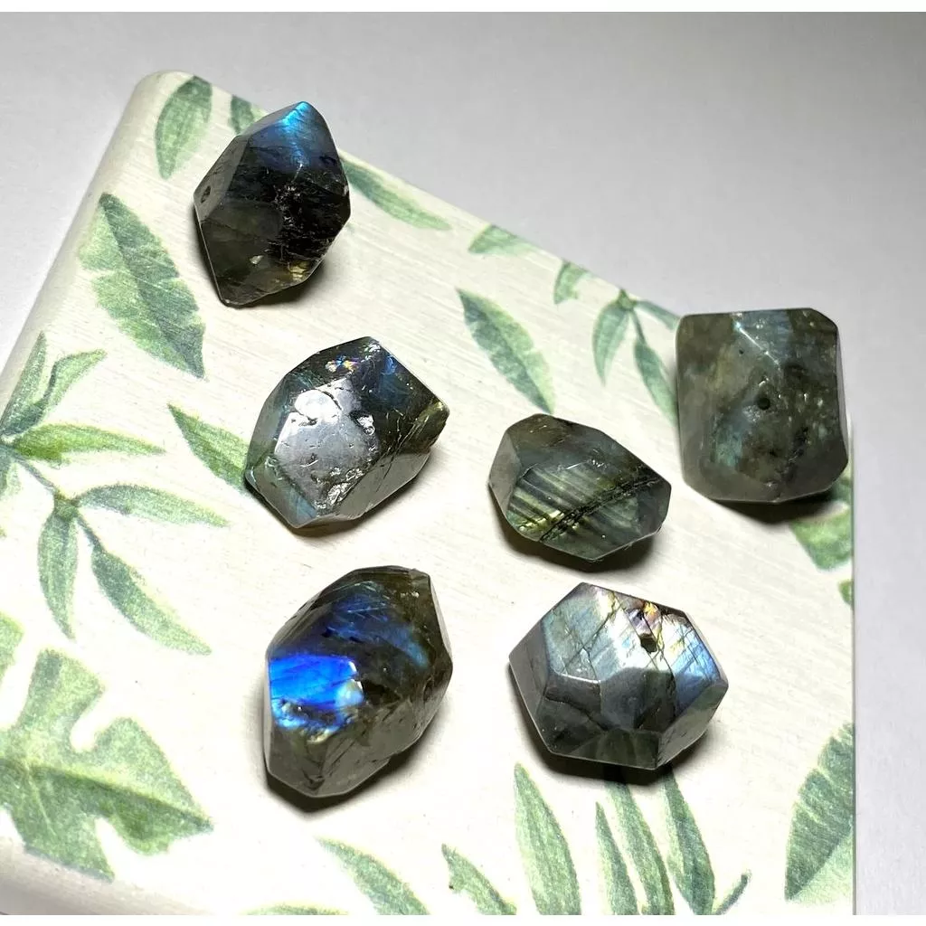 拉長石隨形切面珠 橫孔 光暈少 DIY手作 手作材料 單個隨機出貨