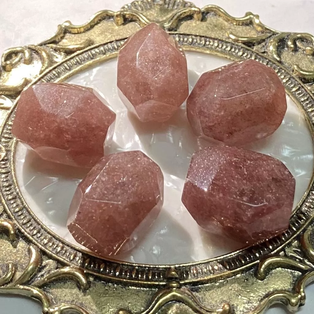 草莓晶隨形切面珠 橫孔 切面不規則 切角隨形珠 手作材料 單個隨機出貨