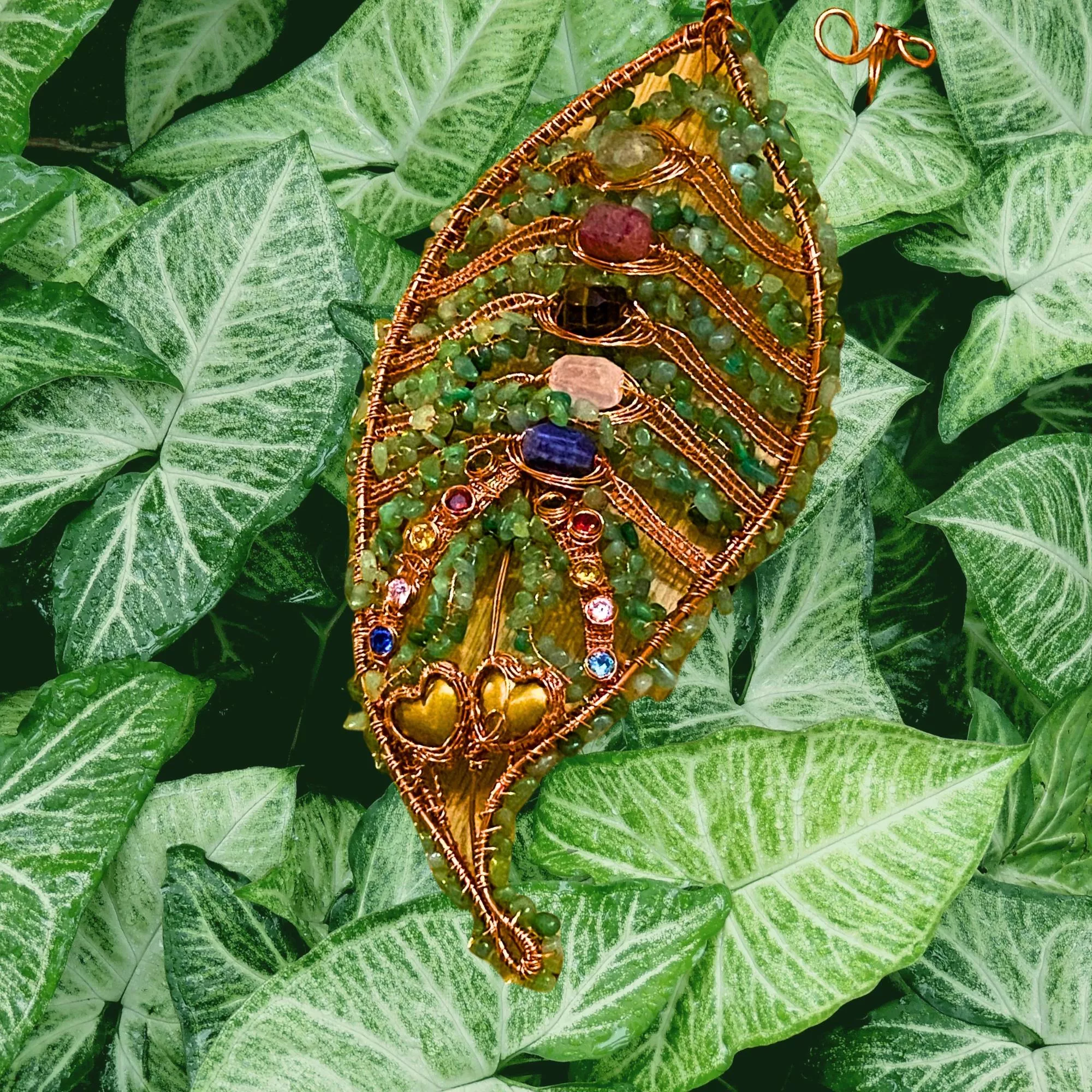 miaho 五行之葉 平衡與愛 高約 36 cm 寬約 16 cm 厚約 3 cm 手工編織