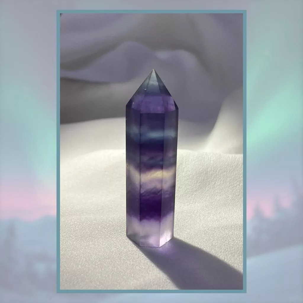 螢石柱 A6 螢石水晶柱 高44mm 寬12mm 厚10mm 實品拍攝