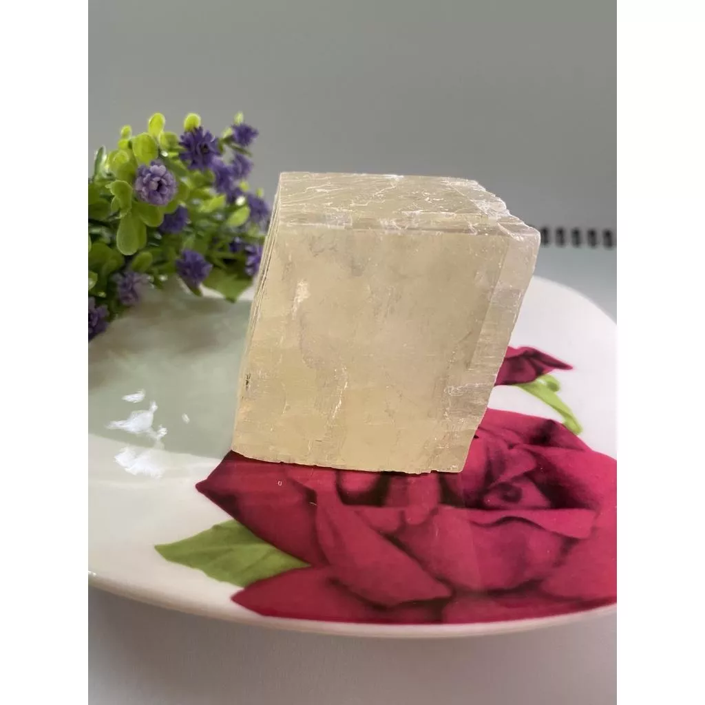 淺黃方解石原石 M5 重195g 尺寸40mm*40mm*41mm 實物拍攝