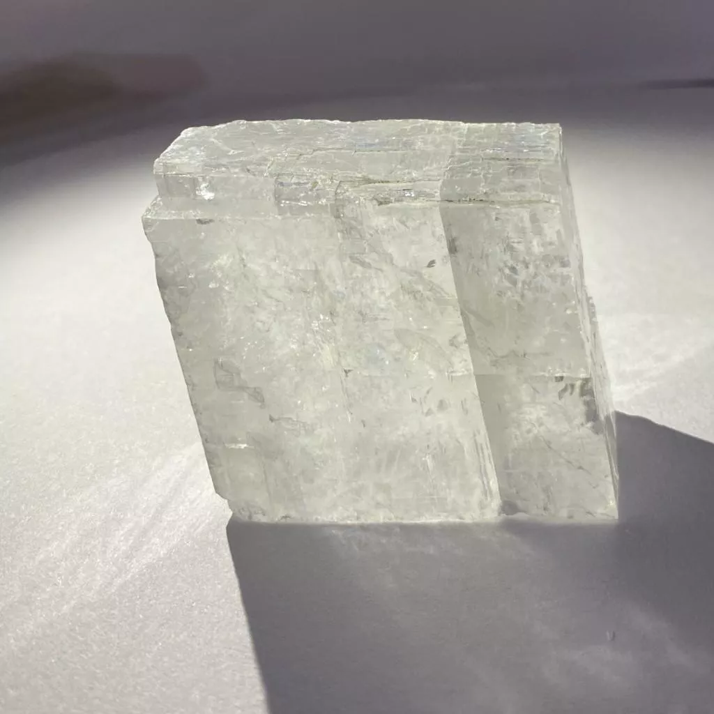 白方解石原石 M1 重121.2g 尺寸 50mm*39mm*23mm 實拍