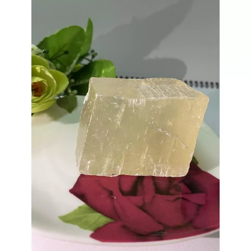 淺黃方解石原石 M6 重194g 尺寸55mm*40mm*31mm 實物拍攝