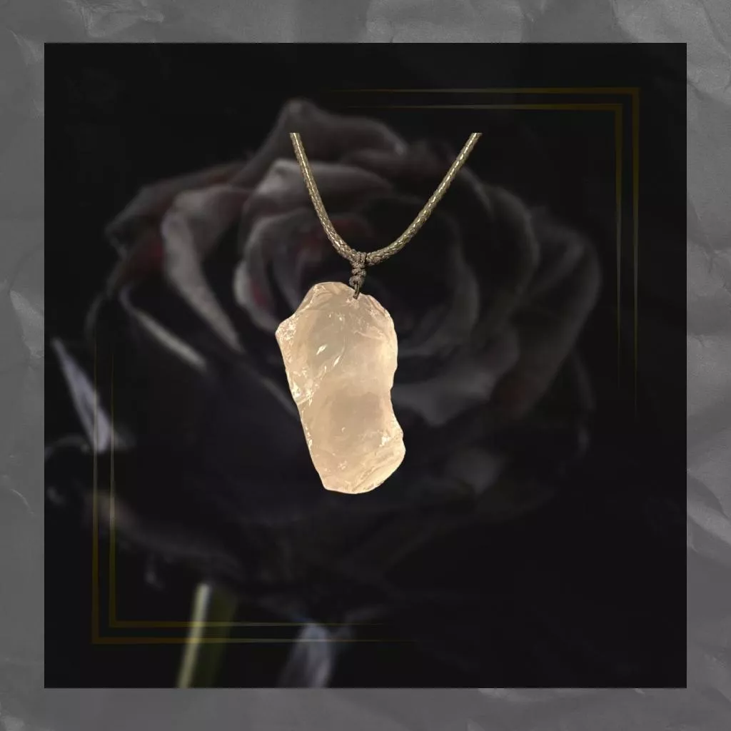 粉晶原礦項鍊 清透粉嫩  40公分皮繩 現貨實品拍攝 M3