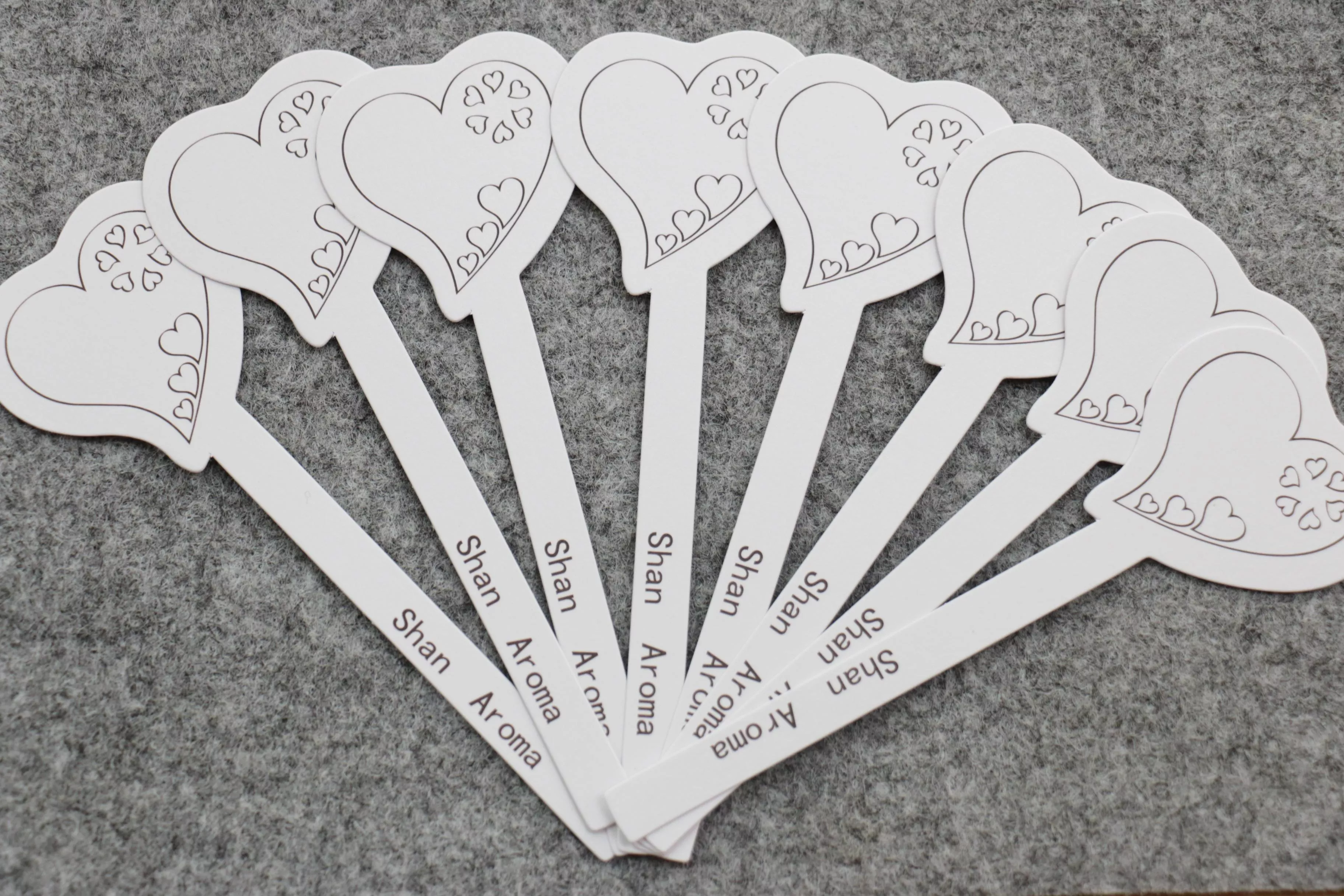 聞香紙/試香紙 心型長13公分寬1公分【安心精油 ALYSA】  精油 香水適用  一包50張  獨家花色  紙感佳  可寫上香氛與時間