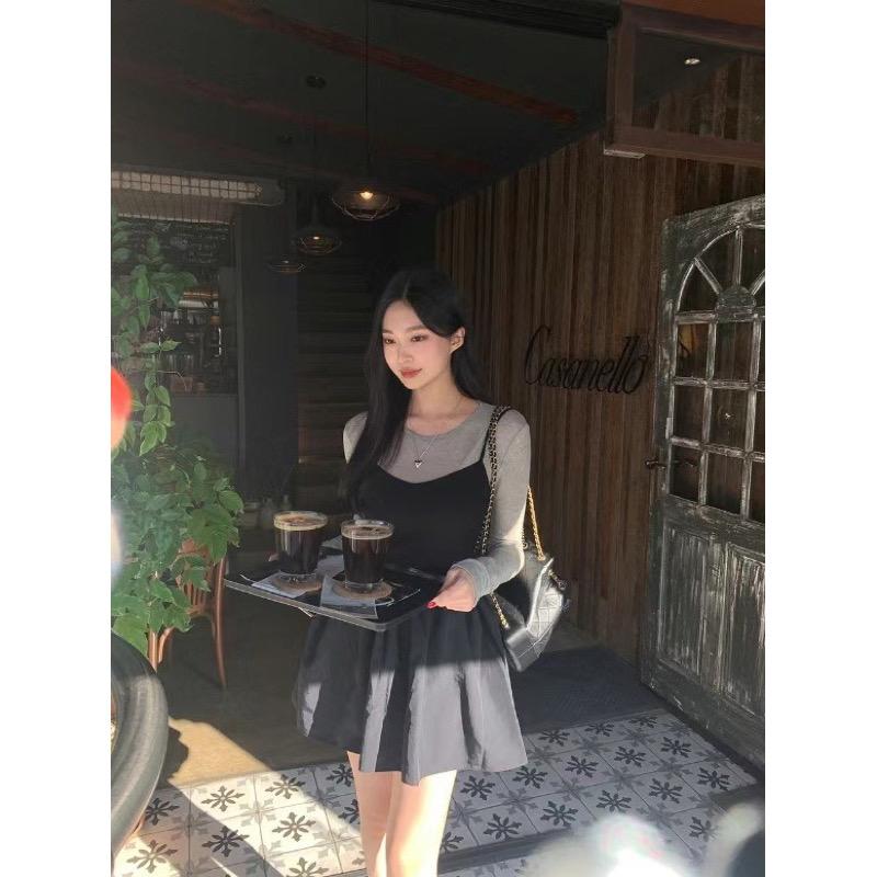 ￼I Beauty 🇰🇷韓國東大門代購 趙露思 同款 甜美 微性感 低領露背 修身 吊帶 連身裙 A字短裙