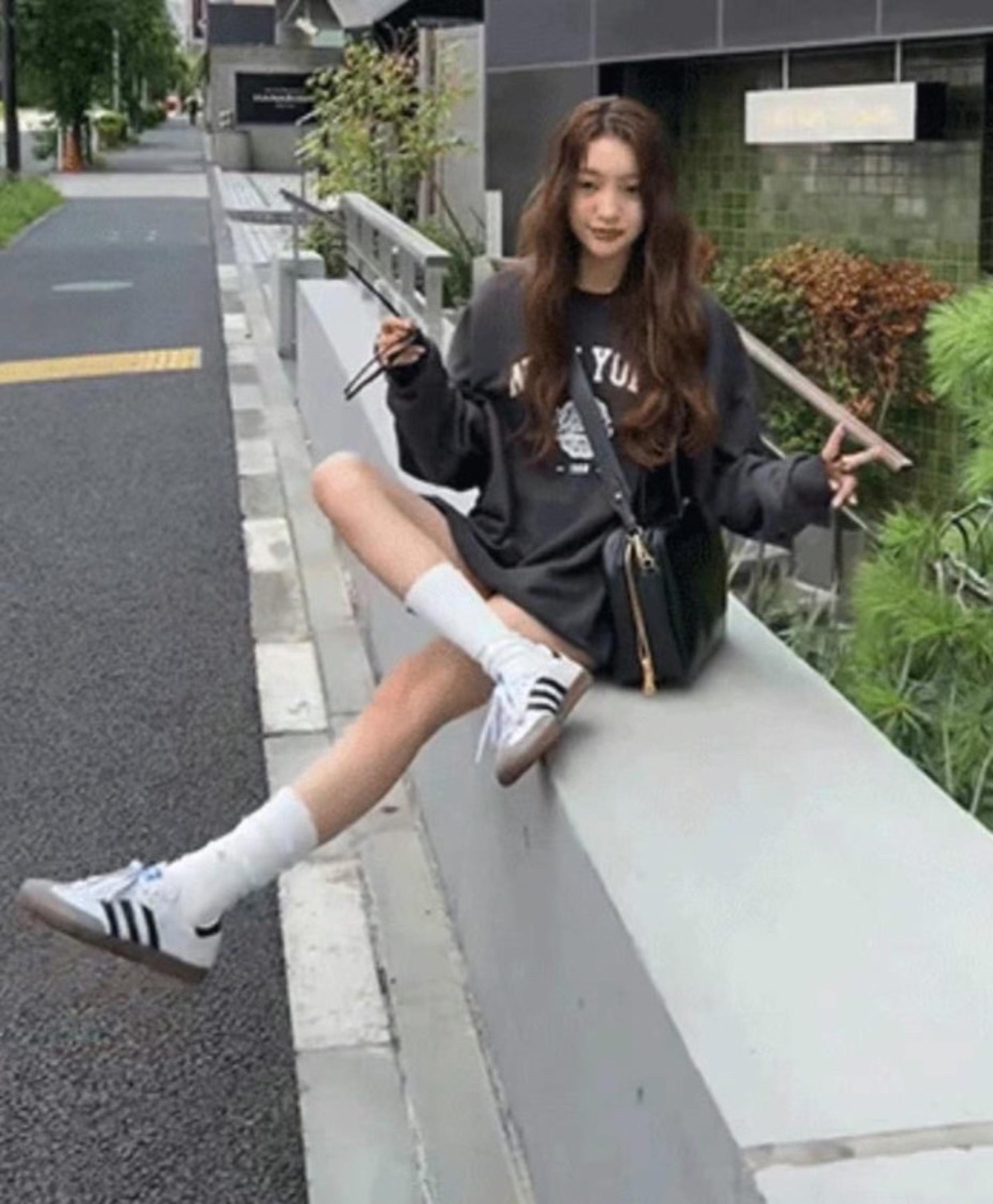🌈 網紅款💙爆款 韓國製🇰🇷 純色 百搭 坑條紋 推推襪 泡泡襪