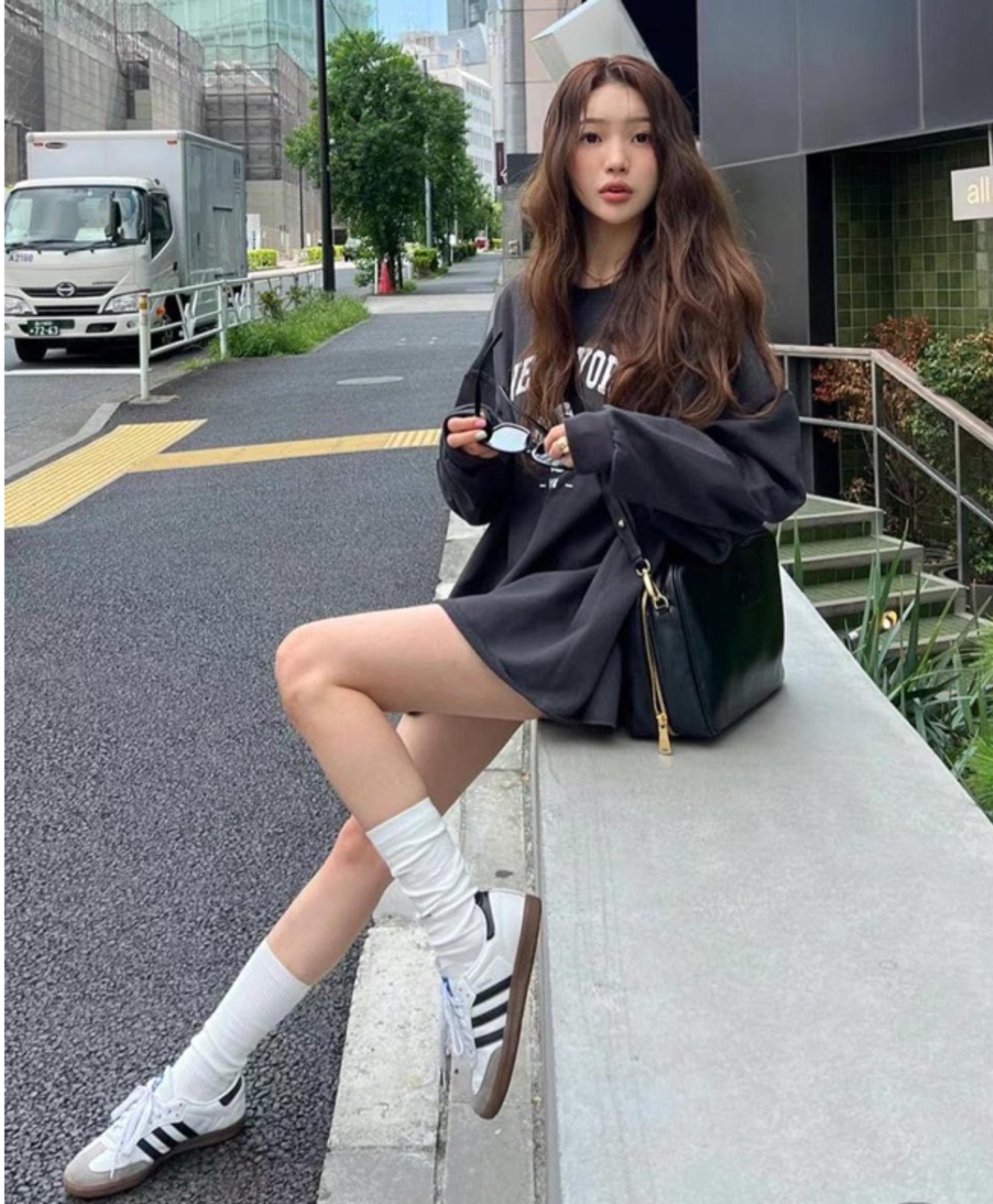 🌈 網紅款💙爆款 韓國製🇰🇷 純色 百搭 坑條紋 推推襪 泡泡襪