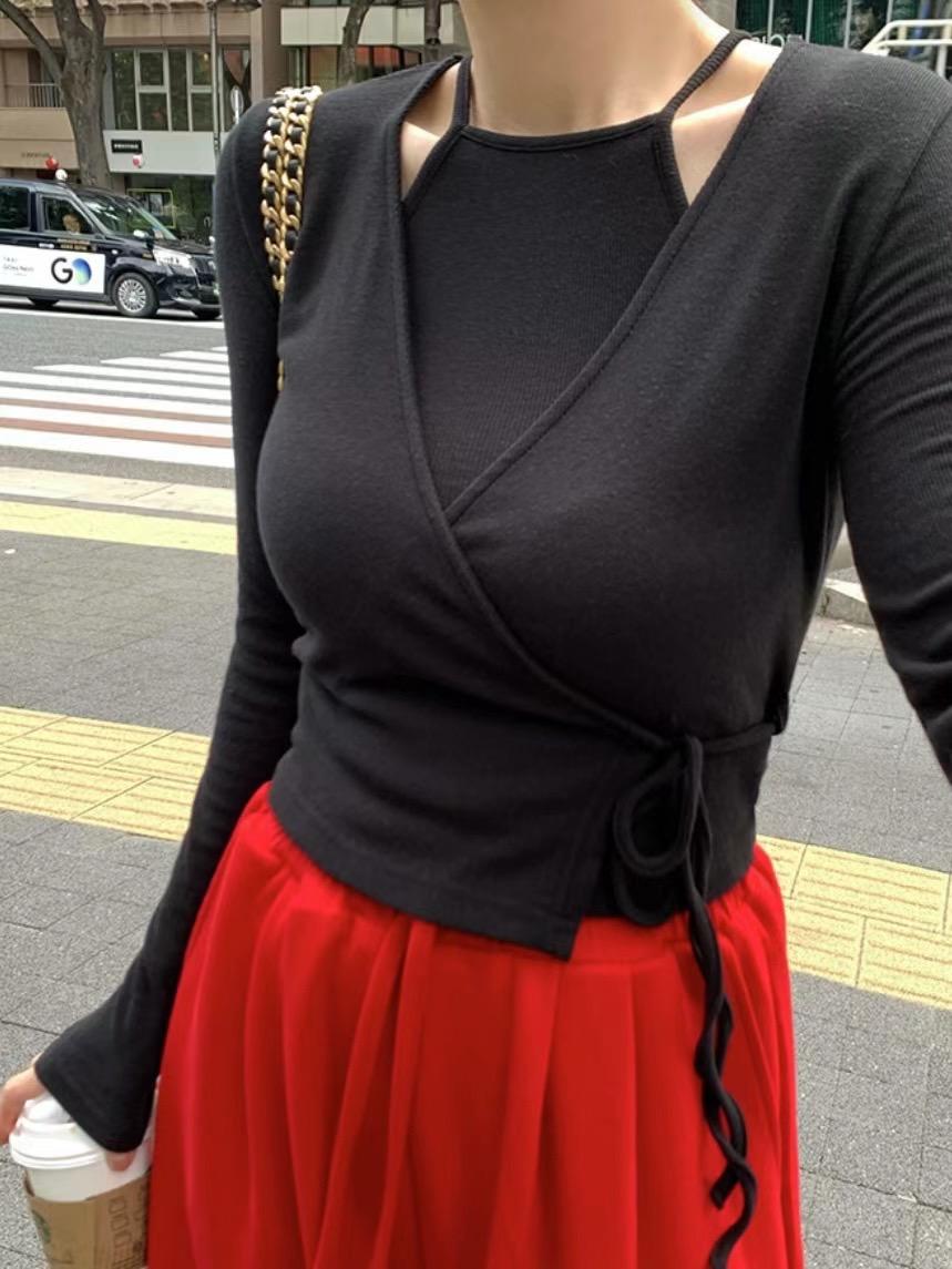 設計感側綁帶上衣