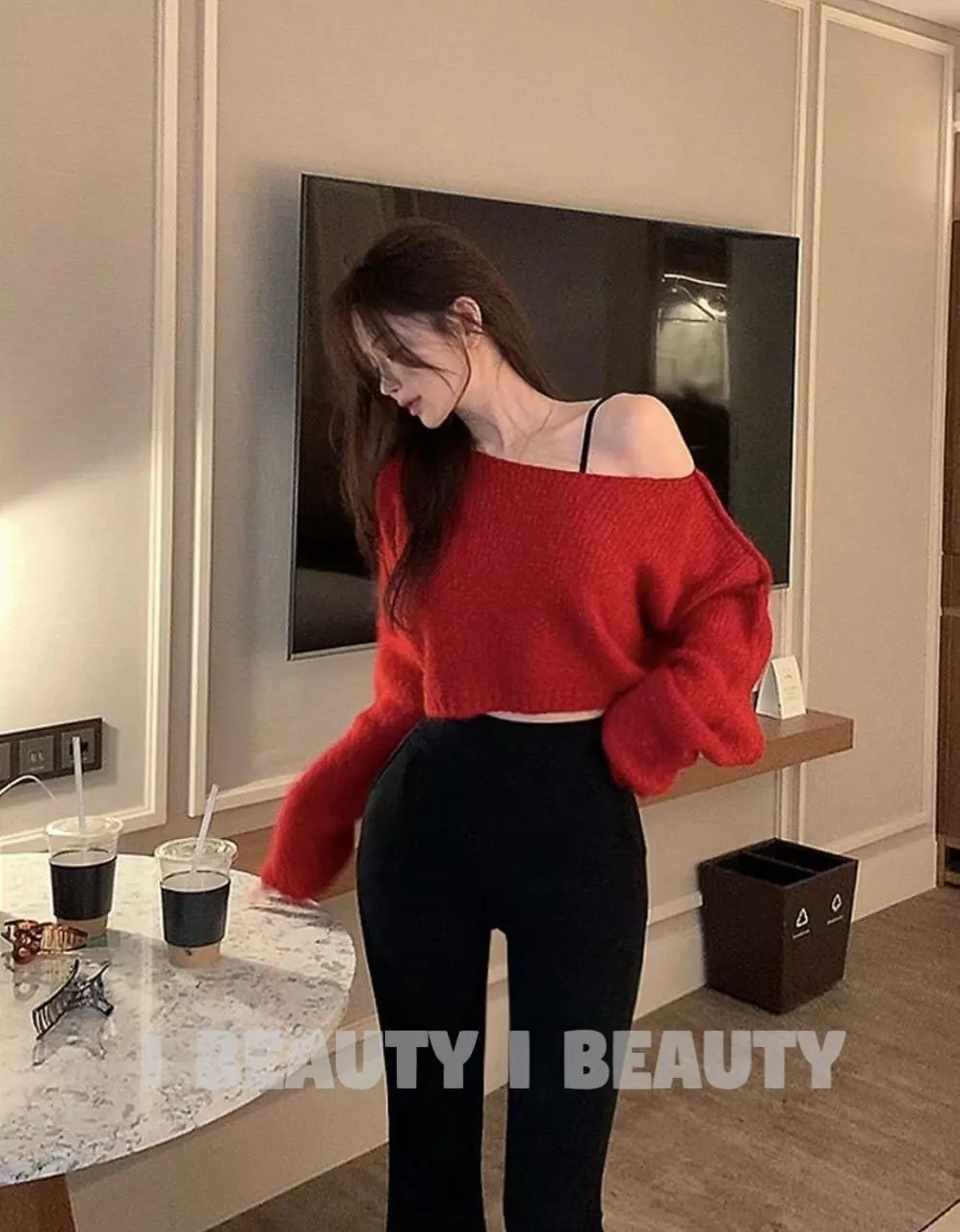 辣妹短版針織上衣