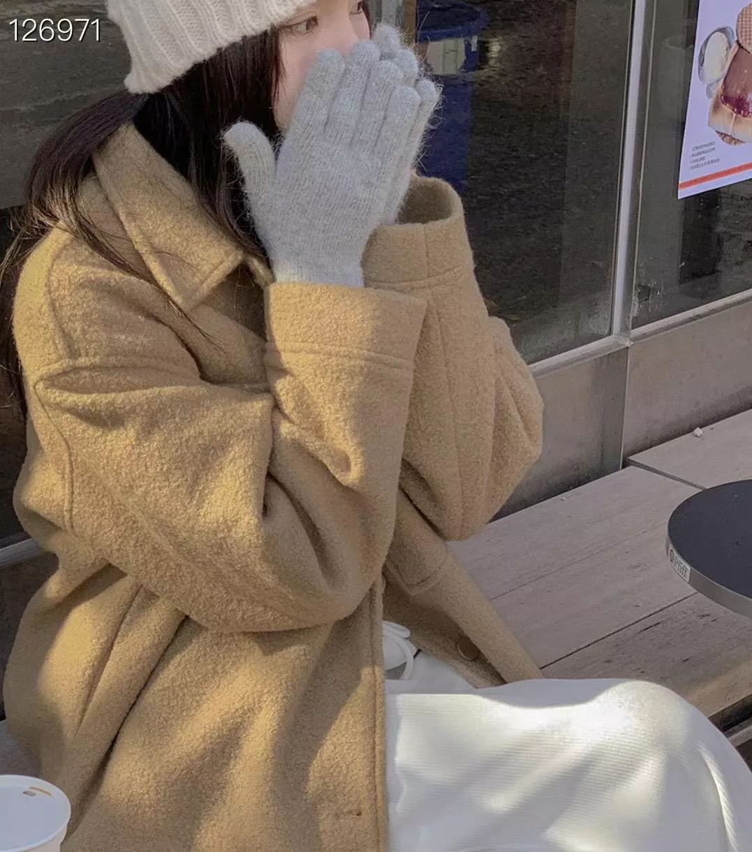 安哥拉兔毛質地 毛絨絨 金屬標裝飾 手套