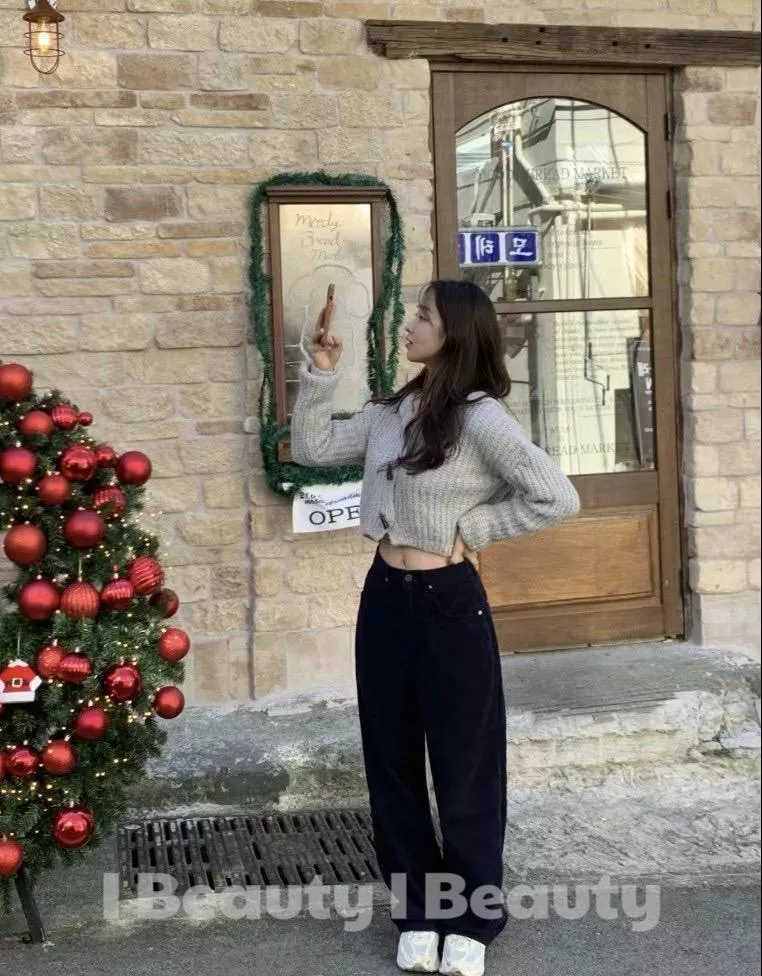 減齡牛角釦針織外套