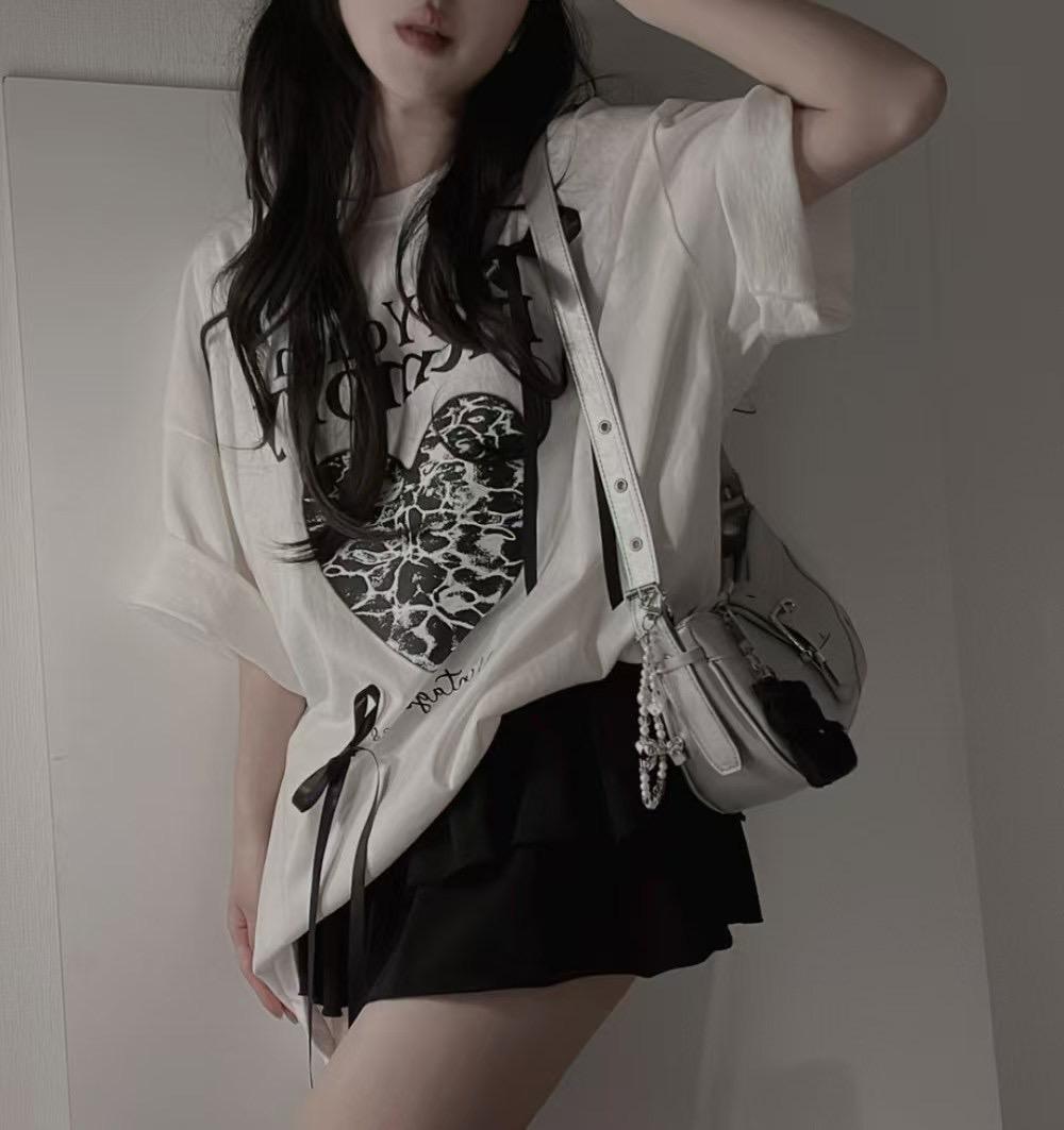 百搭甜美愛心短袖T