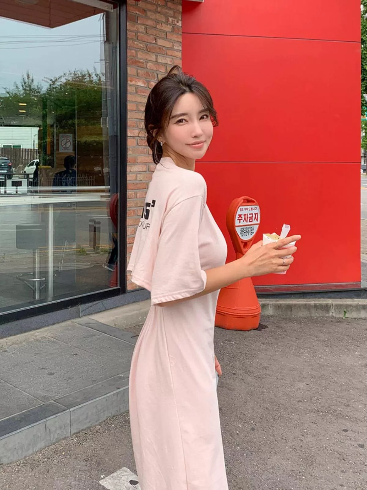 微性感腰鏤空短袖連身裙