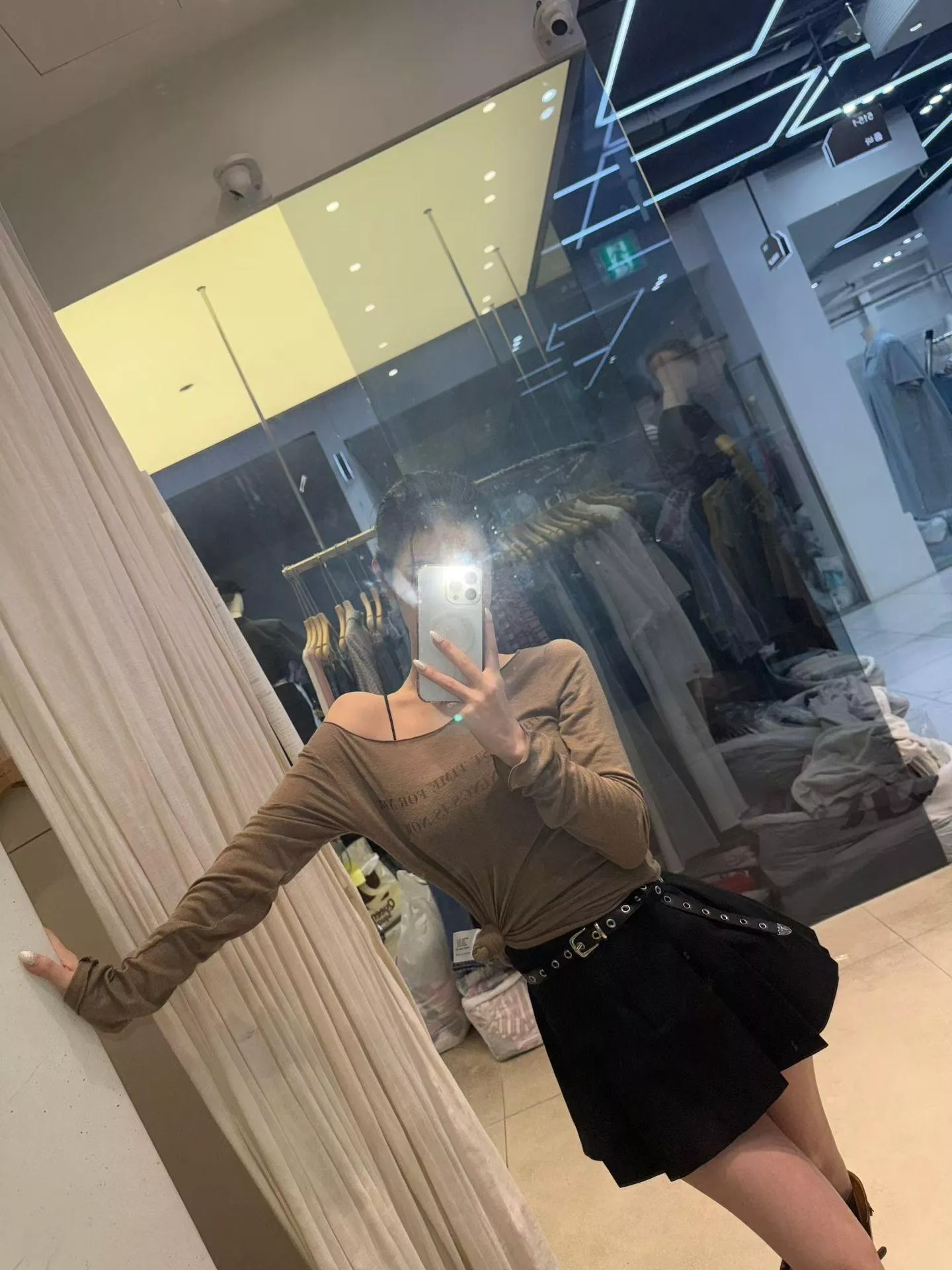 美式薄透字母長T