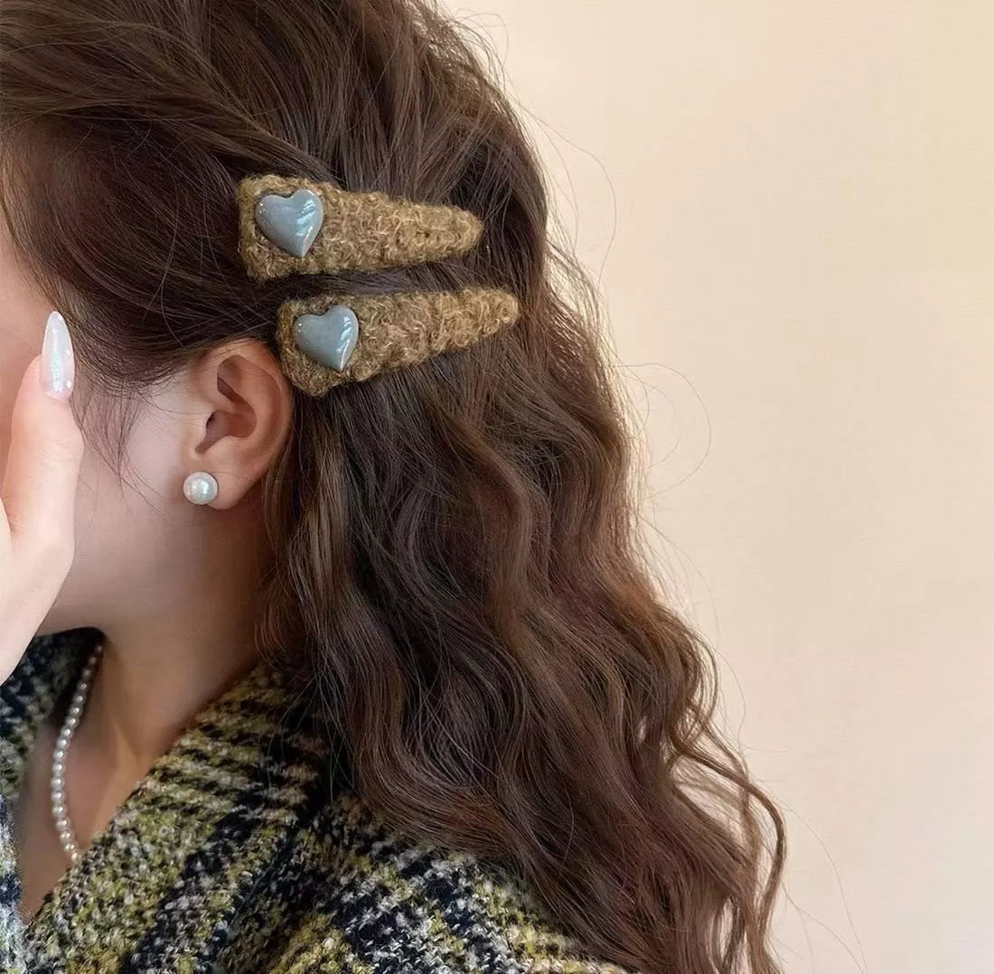 法式羊羔毛愛心髮夾