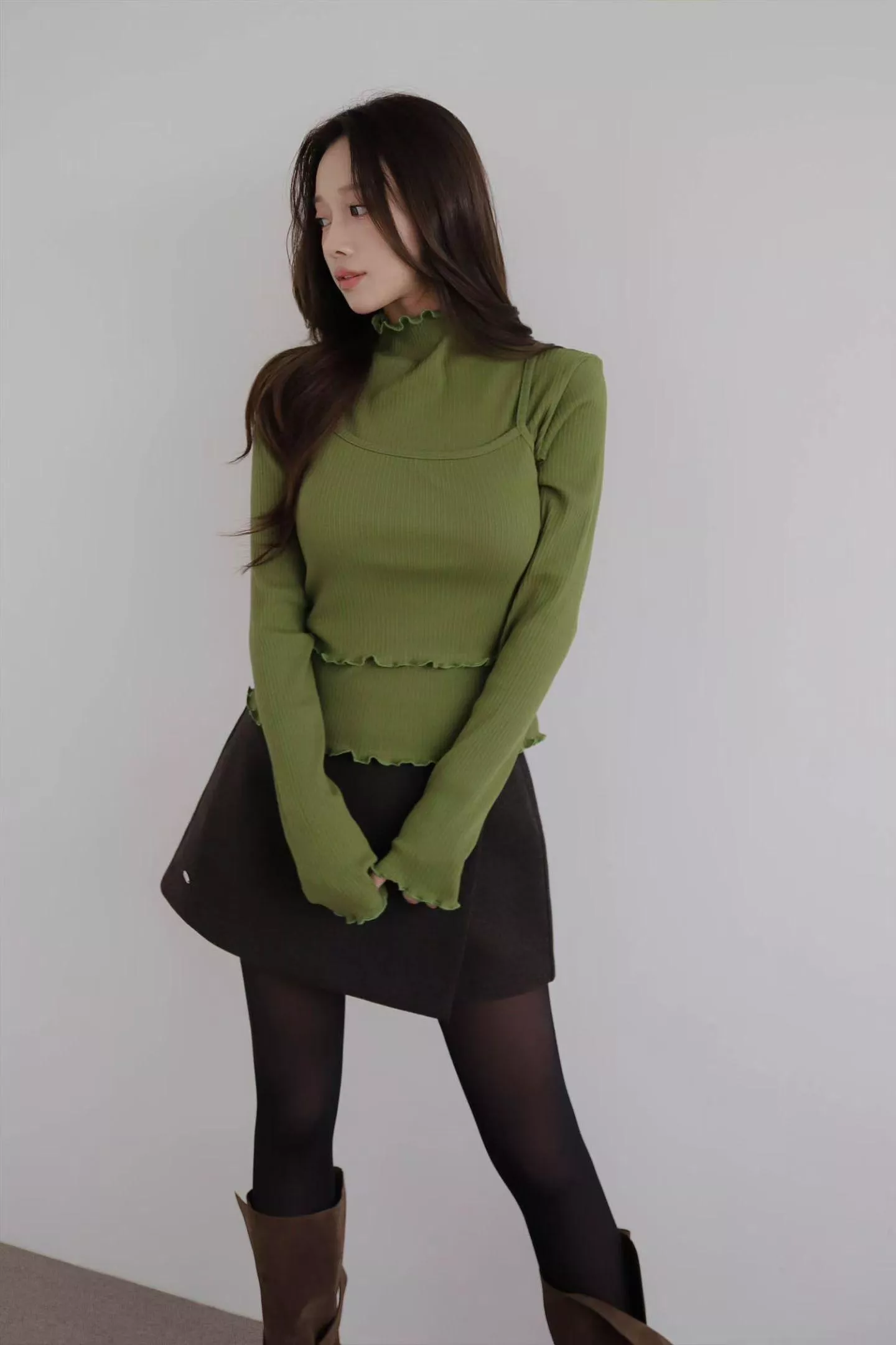 時尚層次設計木耳邊長袖上衣