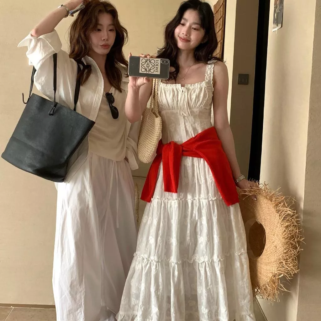 檸檬家 心動信號法式無袖繡花氣質u領背心裙連衣裙10115