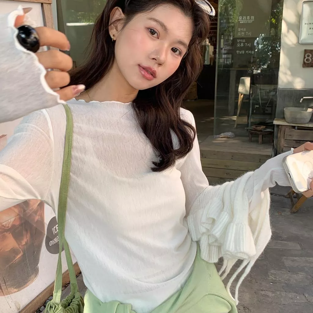 檸檬家 疊穿神器～慵懶微透木耳邊打底小衫10051