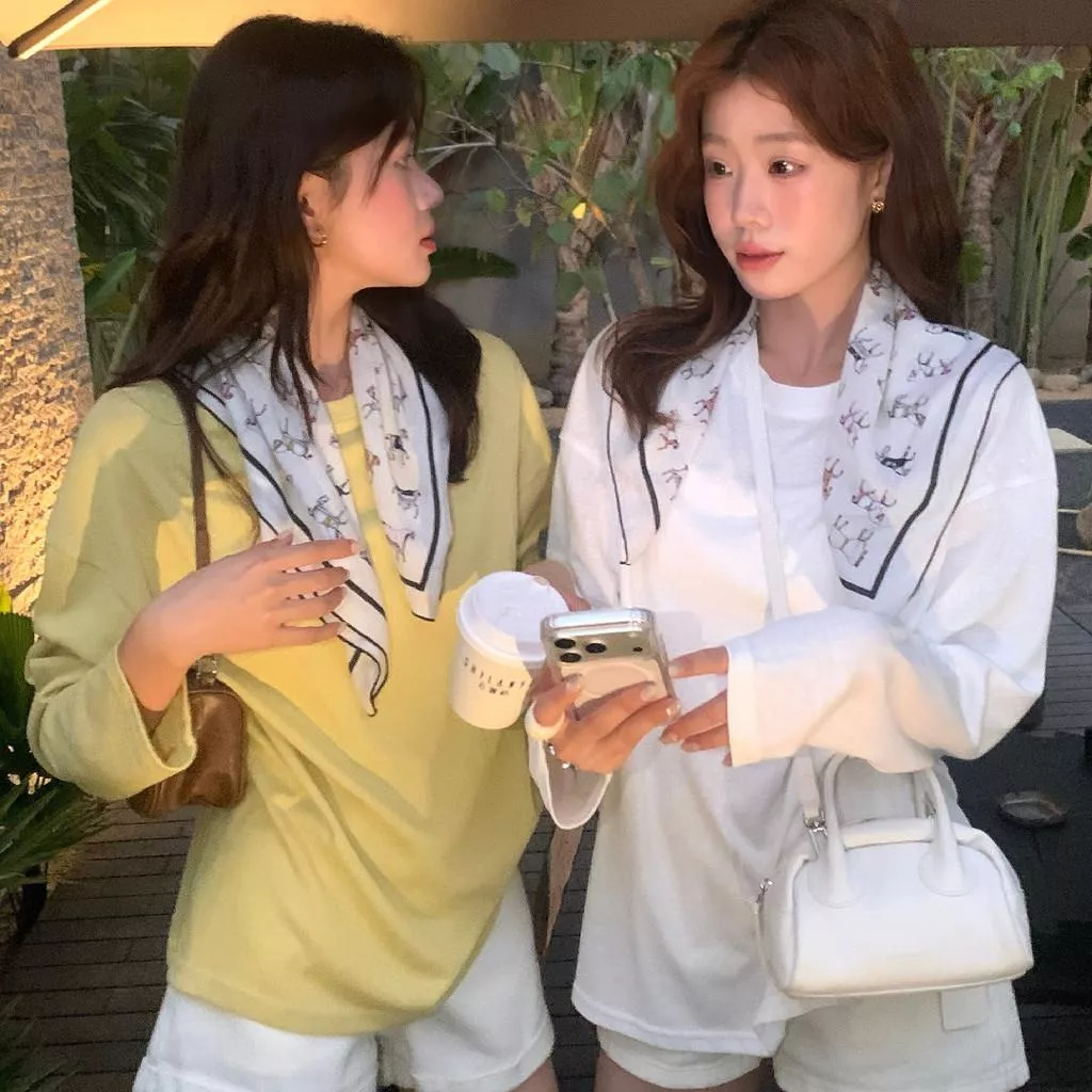 檸檬綠茶-狠喜歡～軟糯親膚簡約圓領寬鬆純色長袖T恤10076