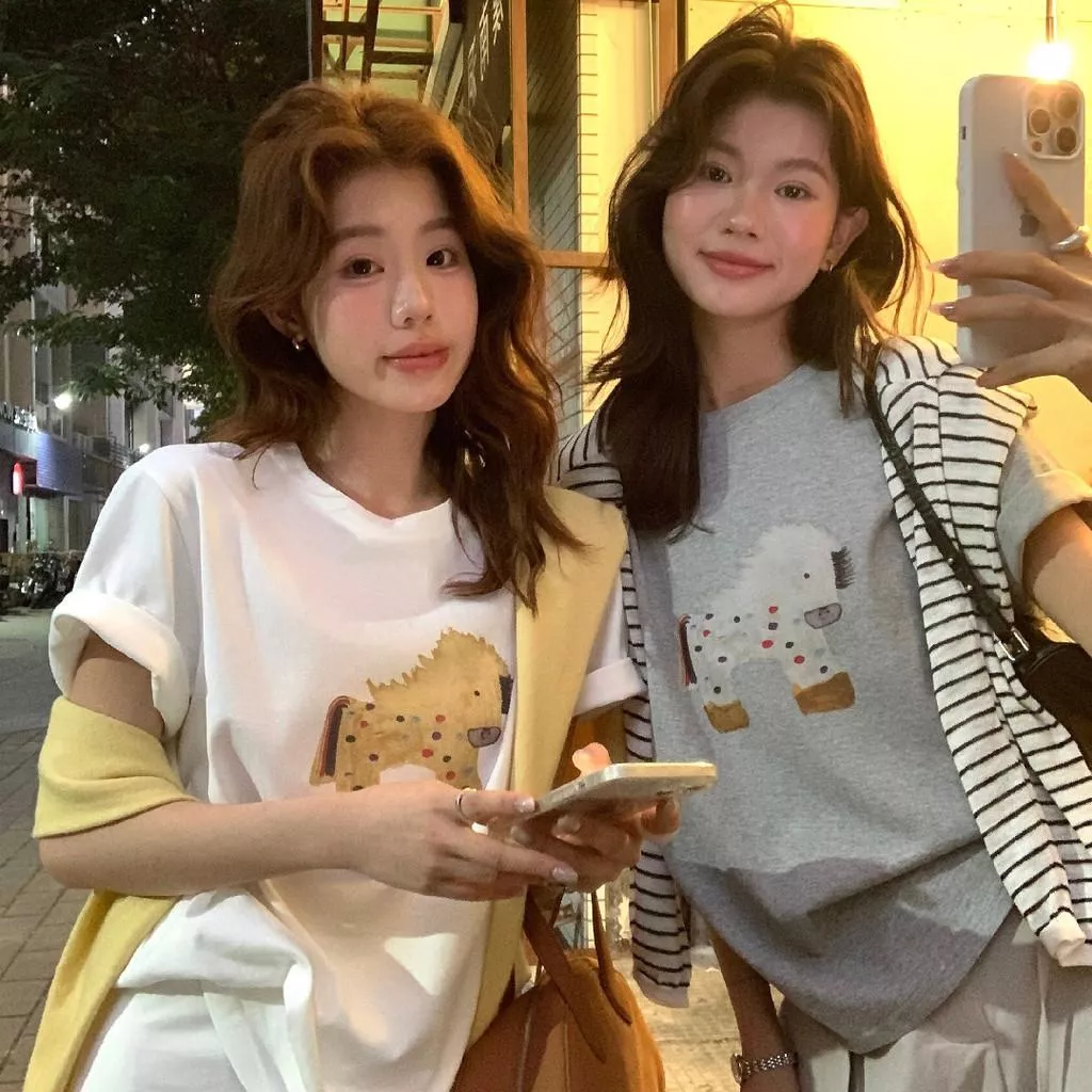 檸檬綠茶-趣味可愛~馬年小馬印花減齡寬鬆短袖T恤10155