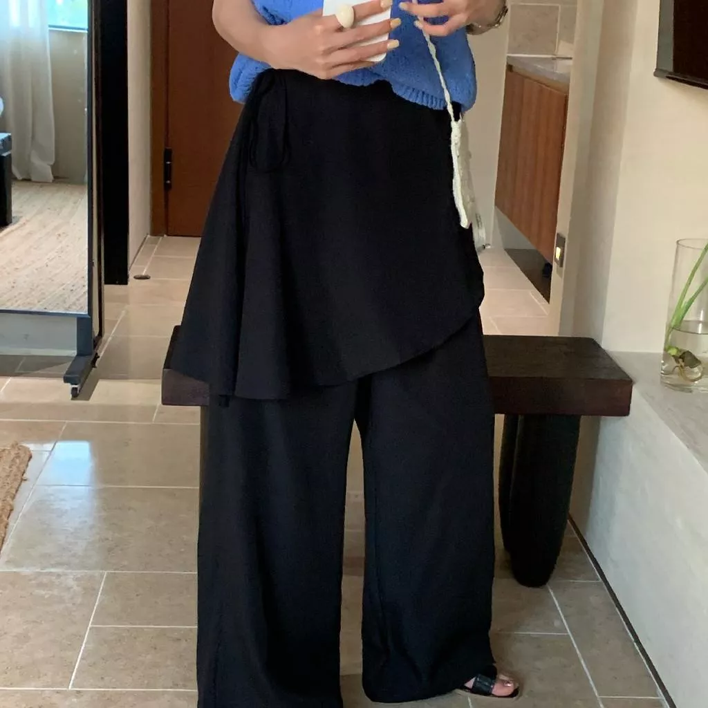 檸檬綠茶-小島來信～顯瘦鬆弛感綁帶設計感屁簾休閒褲(可拆卸1019