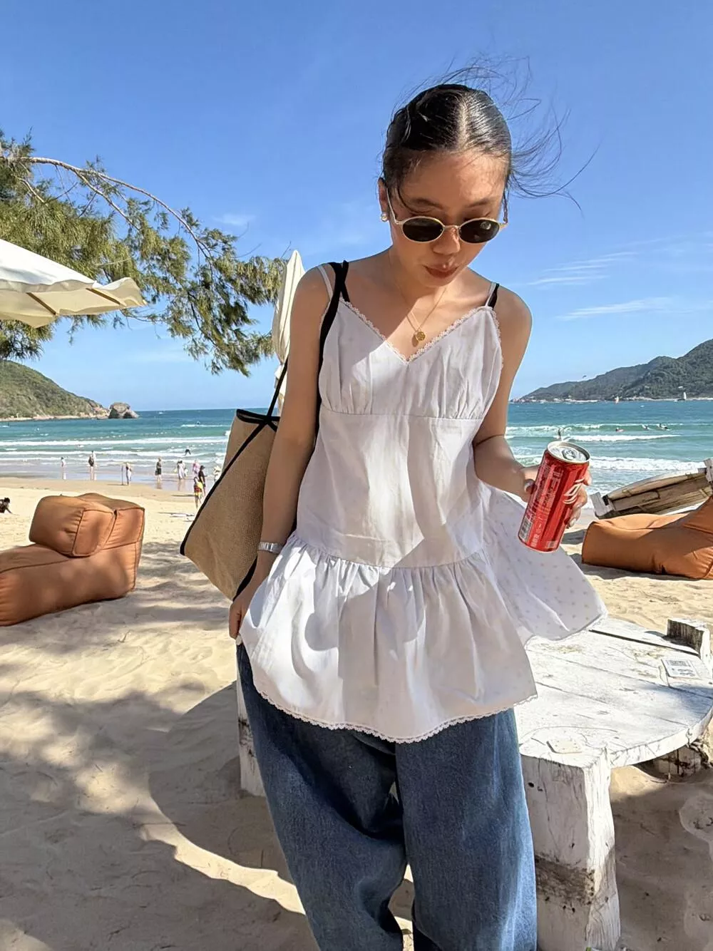 法式小吊帶花邊拼接【SANBARA】浪漫蕾絲拼接露肩設計感吊帶裙連身裙u86015# L