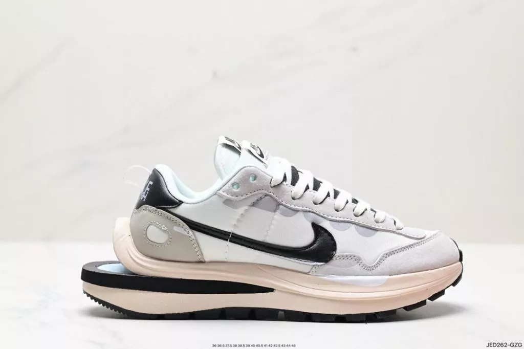 2024新款 NIKE Sacai情侶鞋